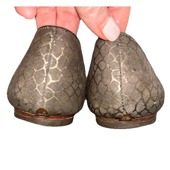 LOEFFLER RANDALL Women’s Flat Brown Gold Snake Pattern almond toe Sz 9 - Picture 8 of 9